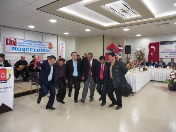 Anadolu Basın Birliği Malatya Şubesi 9. Yılını Coşkuyla Kutladı 33