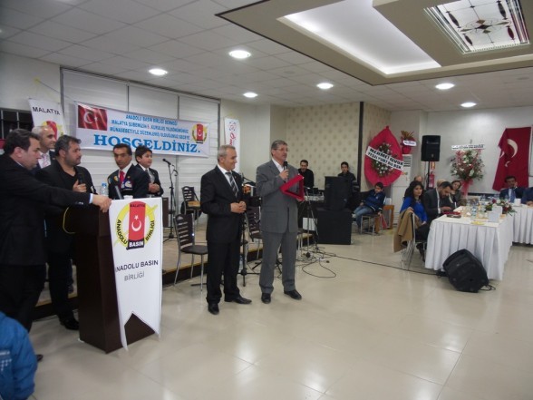 Anadolu Basın Birliği Malatya Şubesi 9. Yılını Coşkuyla Kutladı 40