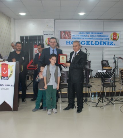 Anadolu Basın Birliği Malatya Şubesi 9. Yılını Coşkuyla Kutladı 52