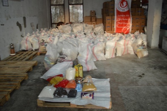 Yetimler Kervanı'ndan 400 Aileye Gıda Paketi Yardımı 8