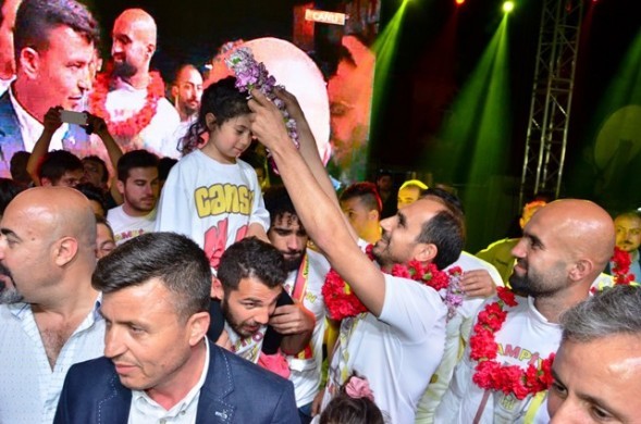 Yeni Malatyaspor Şampiyonluğunu Kutladı 6