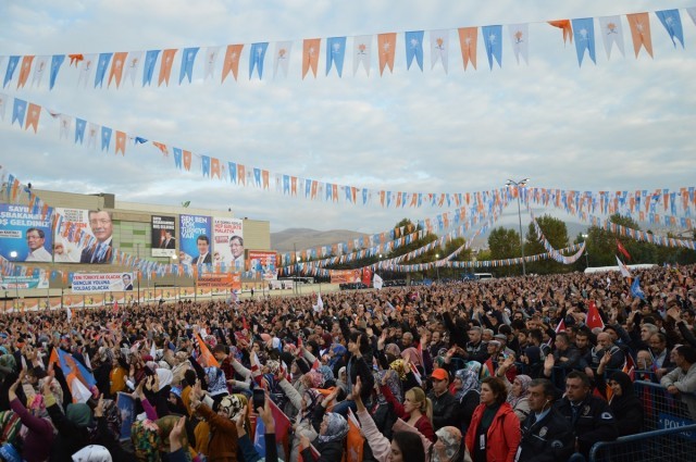 Başbakan Davutoğlu Malatya’da 40