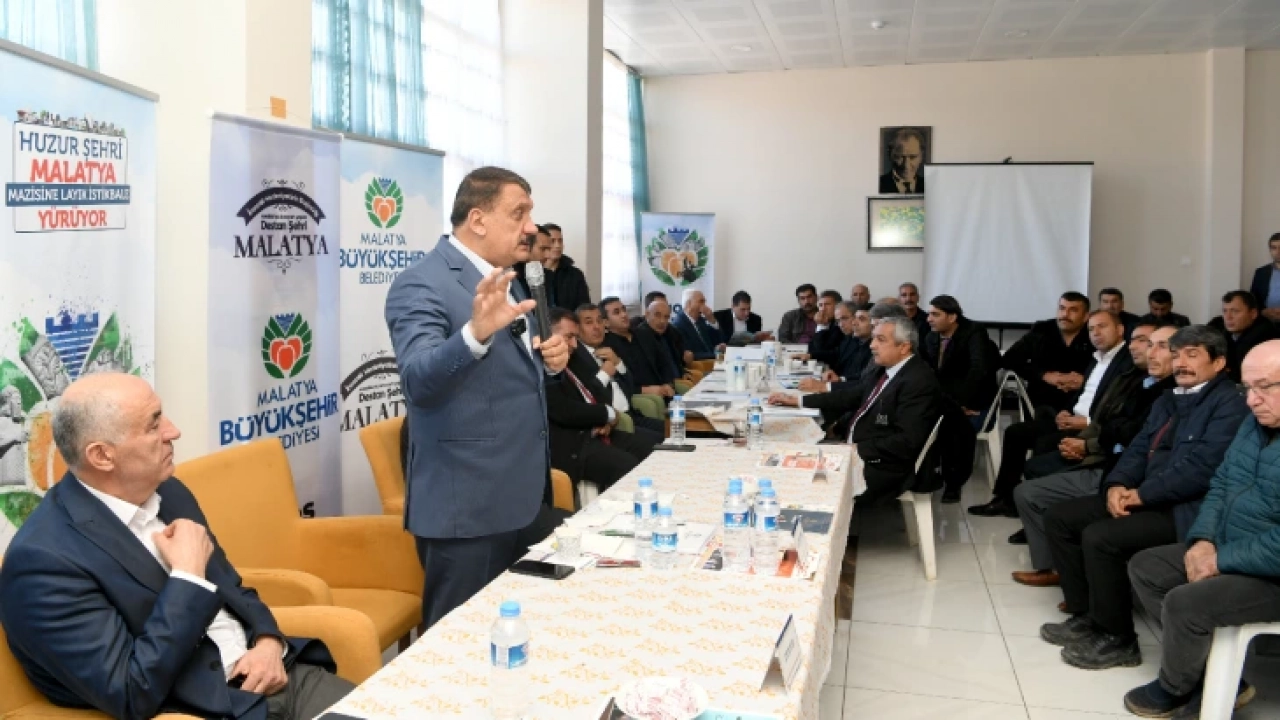 Başkan Gürkan, Hekimhan İlçesinde Muhtarlarla Biraraya Geldi