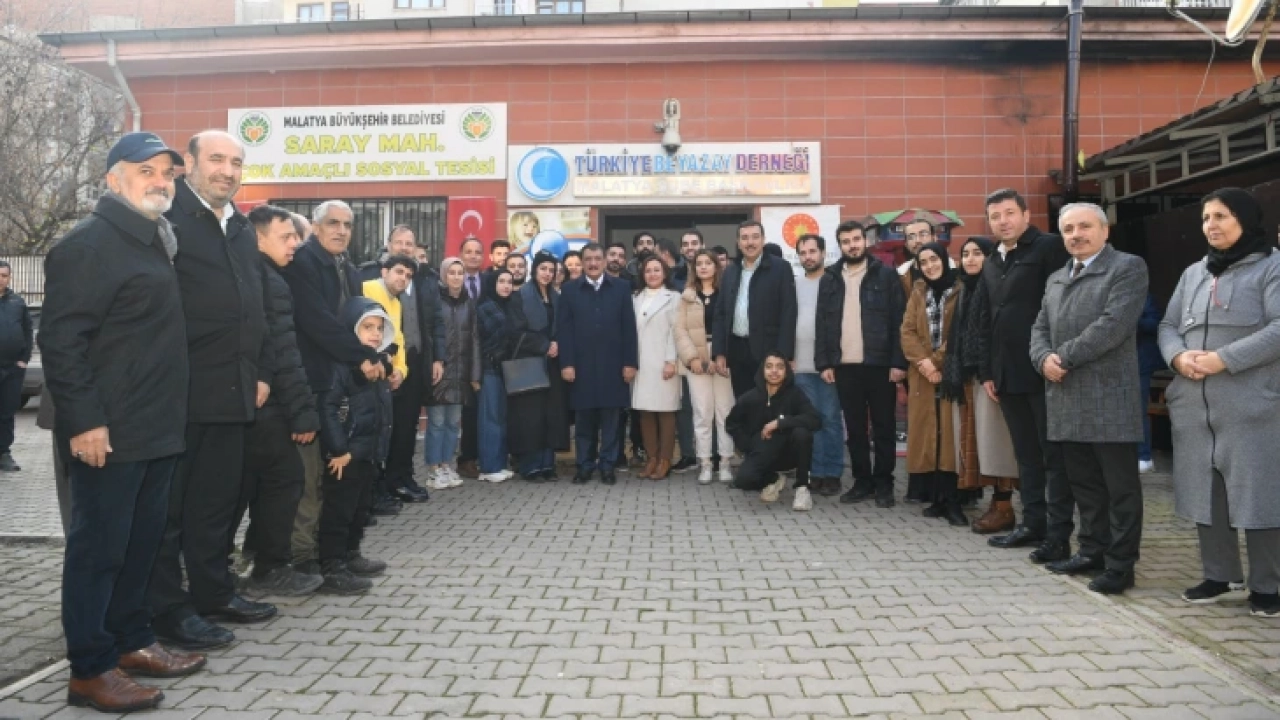 Başkan Gürkan, Beyazay Derneği Malatya Şubesini ziyaret etti