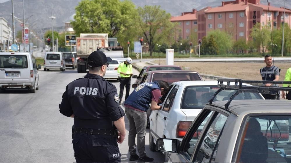 Erzincan’da Güven Ve Huzur Uygulamaları Devam Ediyor