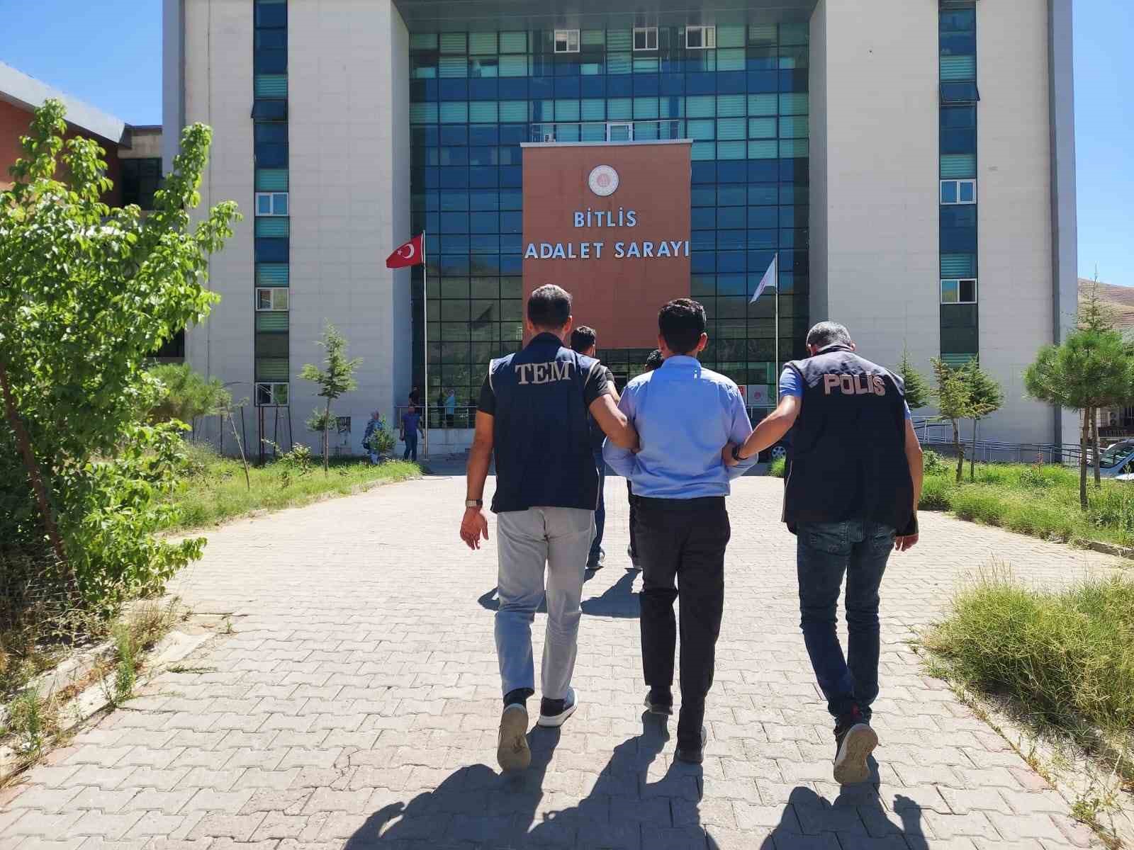 Bitlis Merkezli 7 İlde Fetö Operasyonu Yapıldı: 9 Kişi Gözaltına Alındı