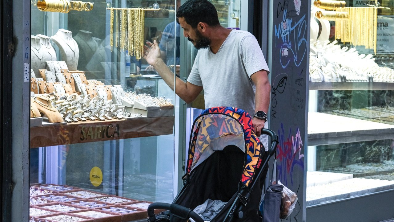 Altın fiyatlarında bugün deprem geliyor! Herkes hazırlığını yapsın! Fiyatlar ters köşe yapacak!