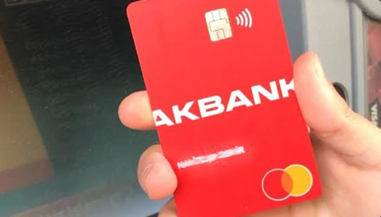 Bu devirde 2000 TL karşılıksız para verilmeye başlandı! Akbank kartı olanlar şipşak alıyor!