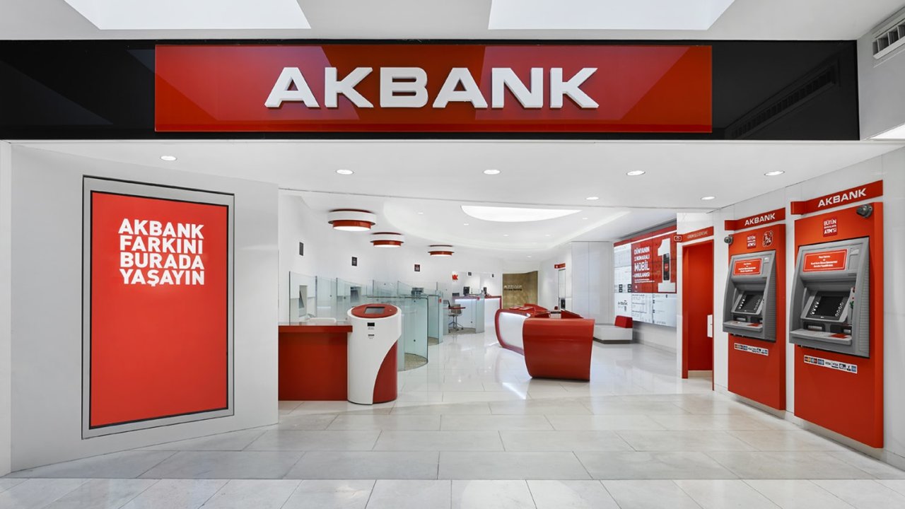 Akbank banka hesabı olan kişiler için duyuru yaptı!