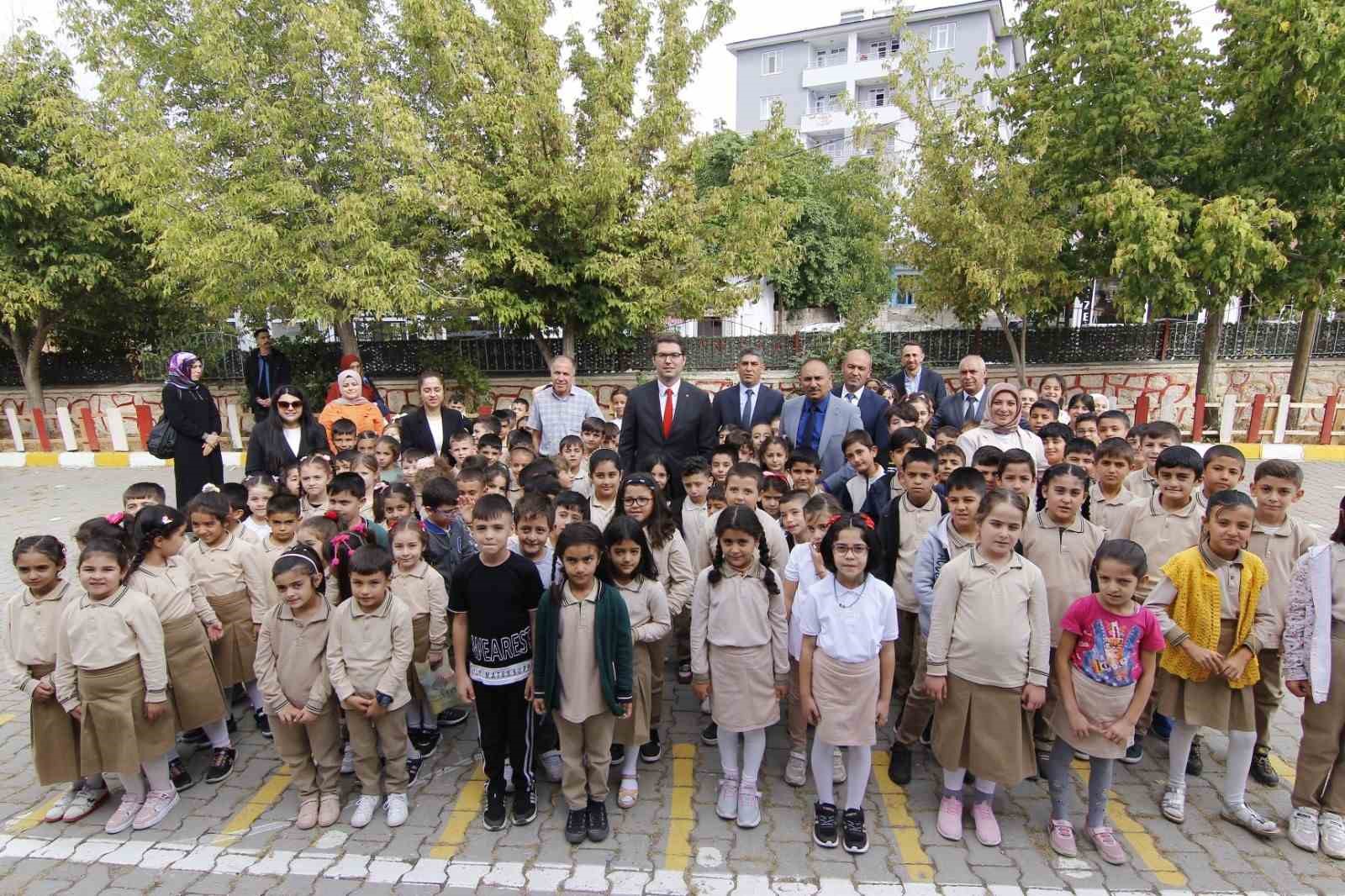 Erciş’te İlköğretim Haftası Kutlandı