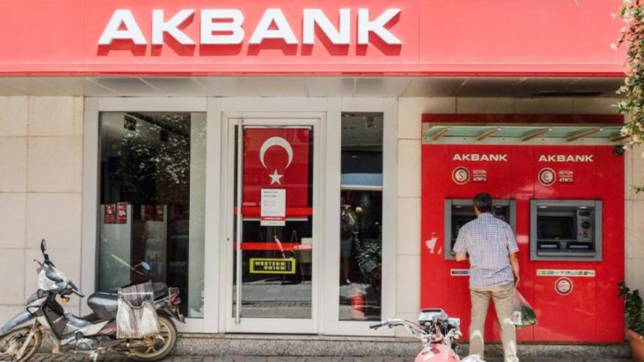 Akbank, 15 Eylül - 30 Eylül 2023 tarihleri arasında Emekliye ödeme verecek!