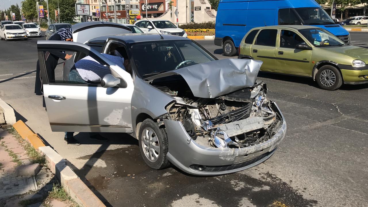 Elazığ’da Trafik Kazasında: 1 Yaralı