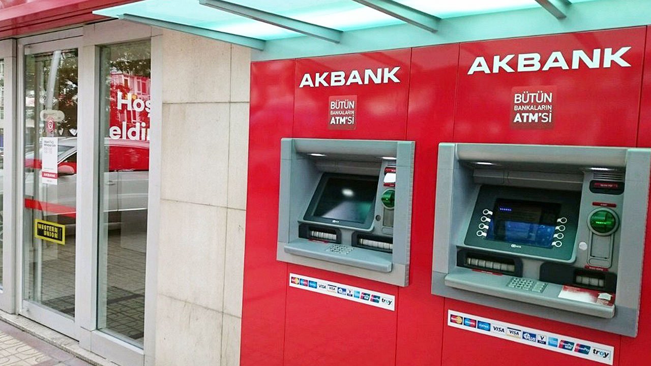 Akbank, TC Kimlik Numarası Son Haneleri 1-2-3-4-5-6-7-8-0 Olanlara Özel İhtiyaç Kredisi Kampanyası Başlattı