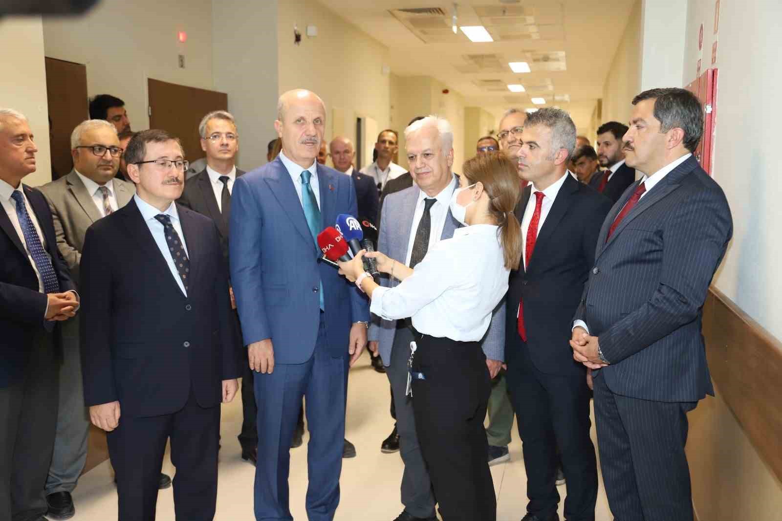 Yök Başkanı Özvar’dan İnönü Üniversitesi Karaciğer Nakli Enstitüsüne Övgü