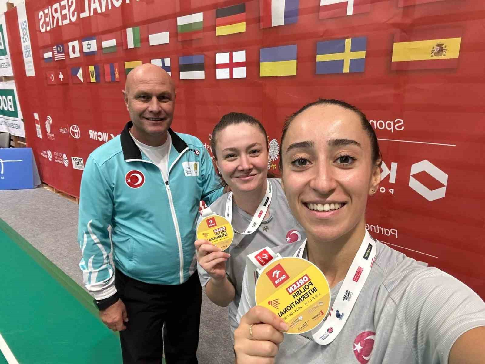 Erzincanlı Kızlar Badmintonda Şampiyon
