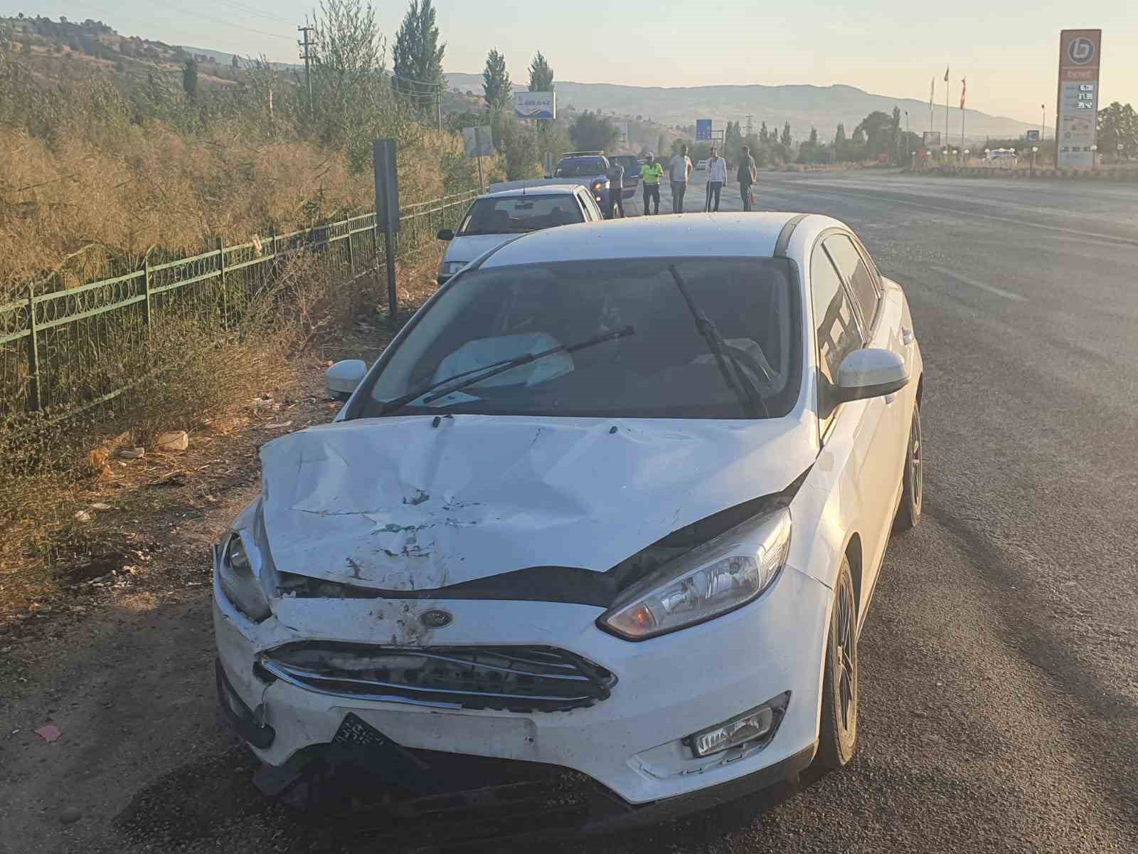 İki Otomobil Kazaya Karıştı: 1 Yaralı