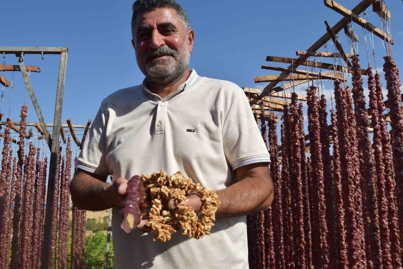 Ödüllü Şef Ankara’yı Terk Etti, Köyünde Orcik Üretimi Yapıyor