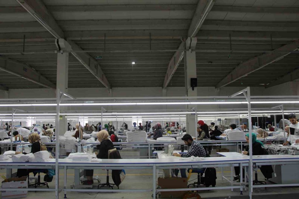 Bingöl’deki Tekstil Fabrikaları Tamamlandığında Bin 400 Kişiye Ekmek Olacak