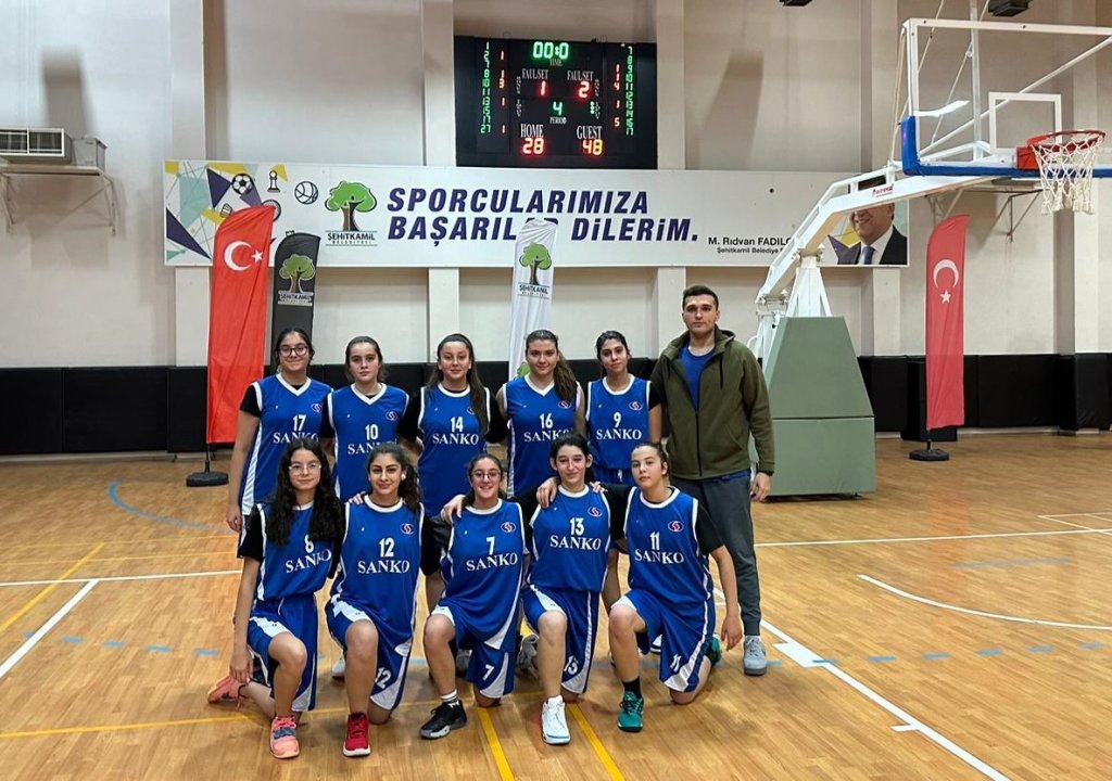 Sanko Okulları Basketbol Takımı İl 2.’si