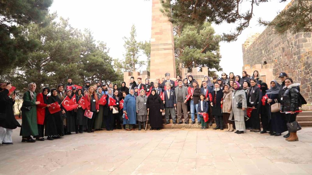 Erzurum Kent Konseyi Kadın Meclisi Cumhuriyet'i Kutladı