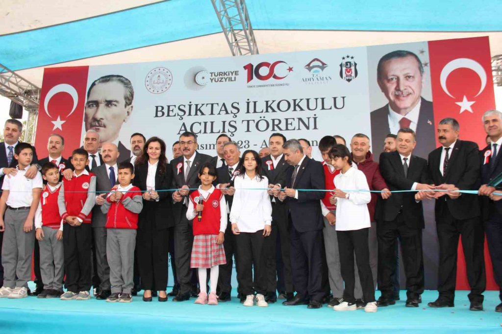 Bakan Tekin, Beşiktaş Jimnastik Kulübü’nün Yaptırdığı Okulu Açtı