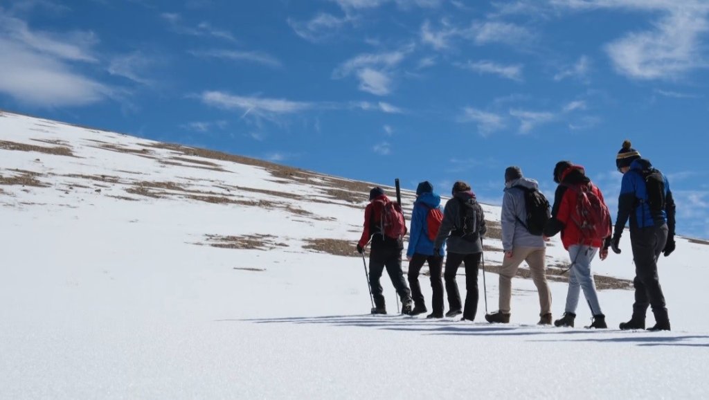 Dağcılar 3445 Metre Yükseklikteki Akbaba Zirvesine Tırmandı