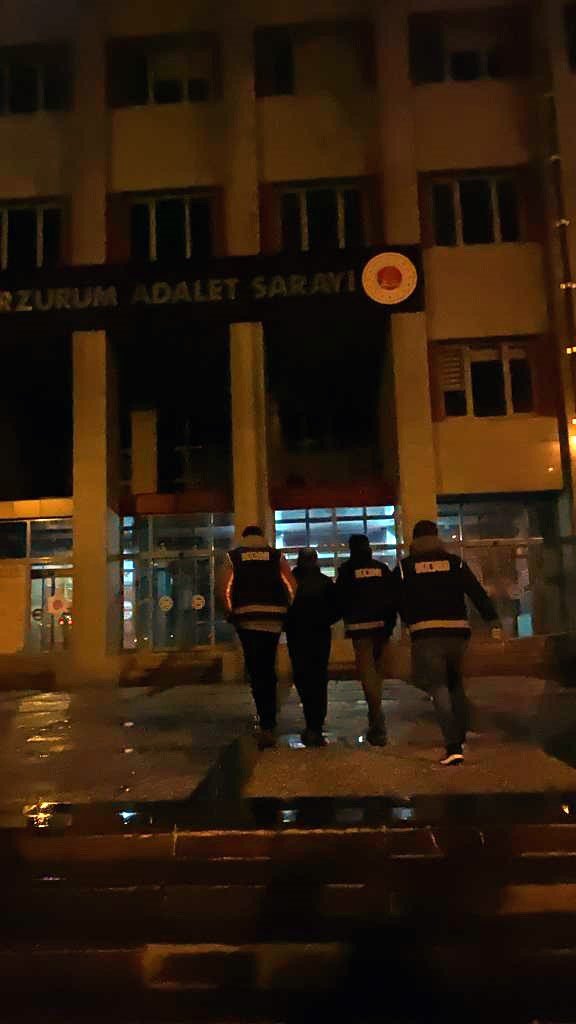 Erzurum Polisi Fetö Operasyonu Gerçekleştirdi
