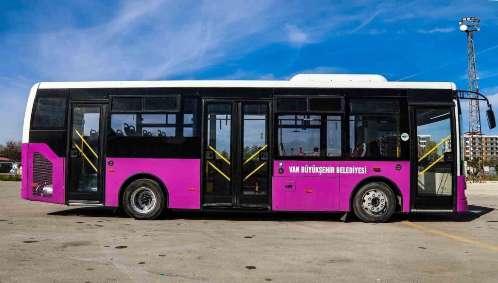Van Büyükşehir Belediyesi 15 Otobüsü Onararak Tekrar Hizmete Aldı