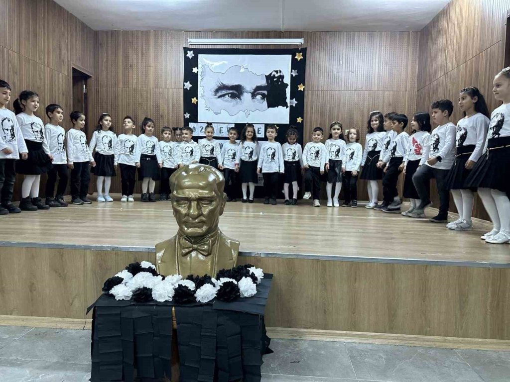 Kültür Kurumu İlkokulu Öğrencileri Atatürk’ü Andı