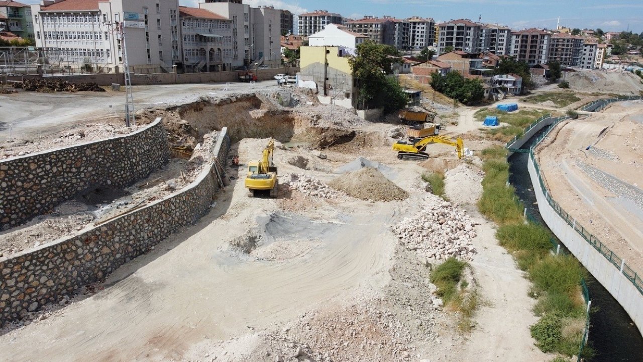 Malatya'da 1500 Metrelik Duvar Örülecek