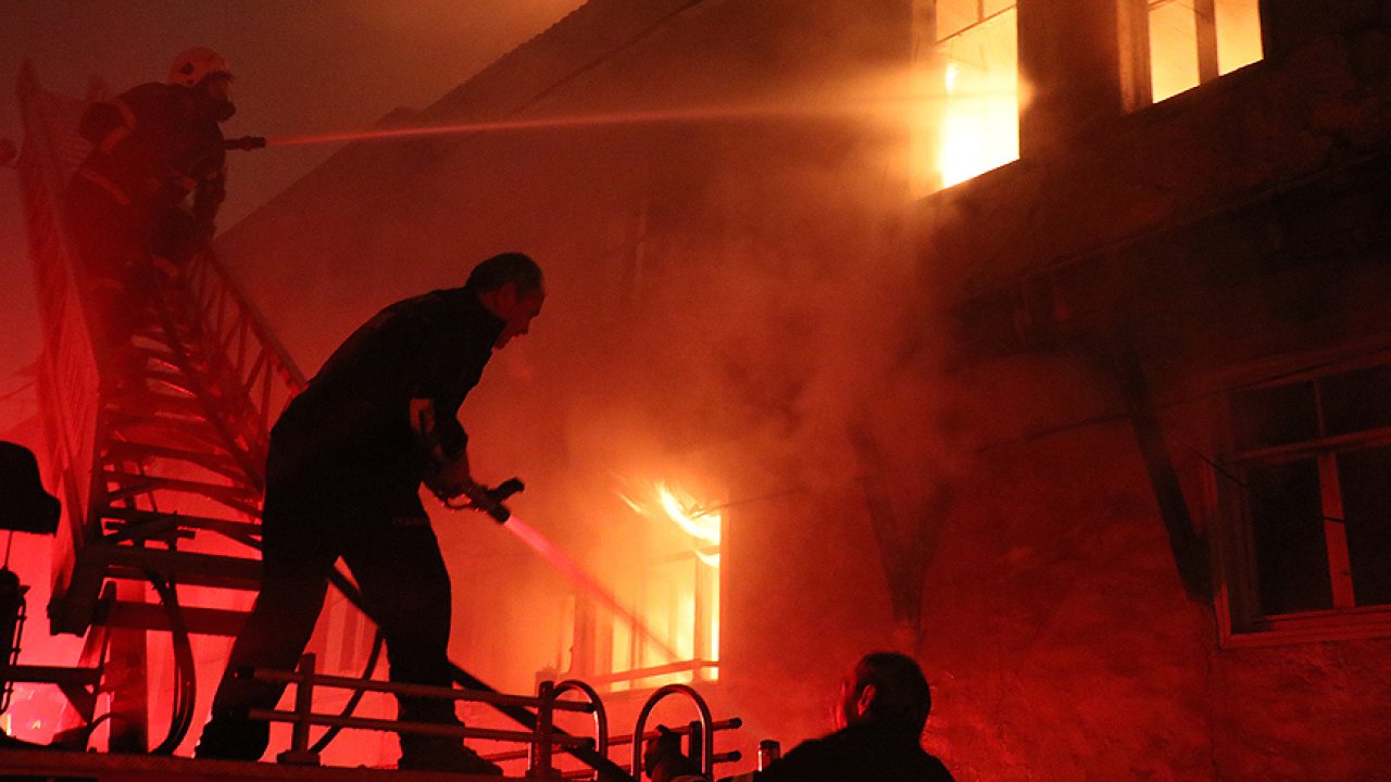 Malatya'da Terk Edilmiş Evde Yangın Çıktı