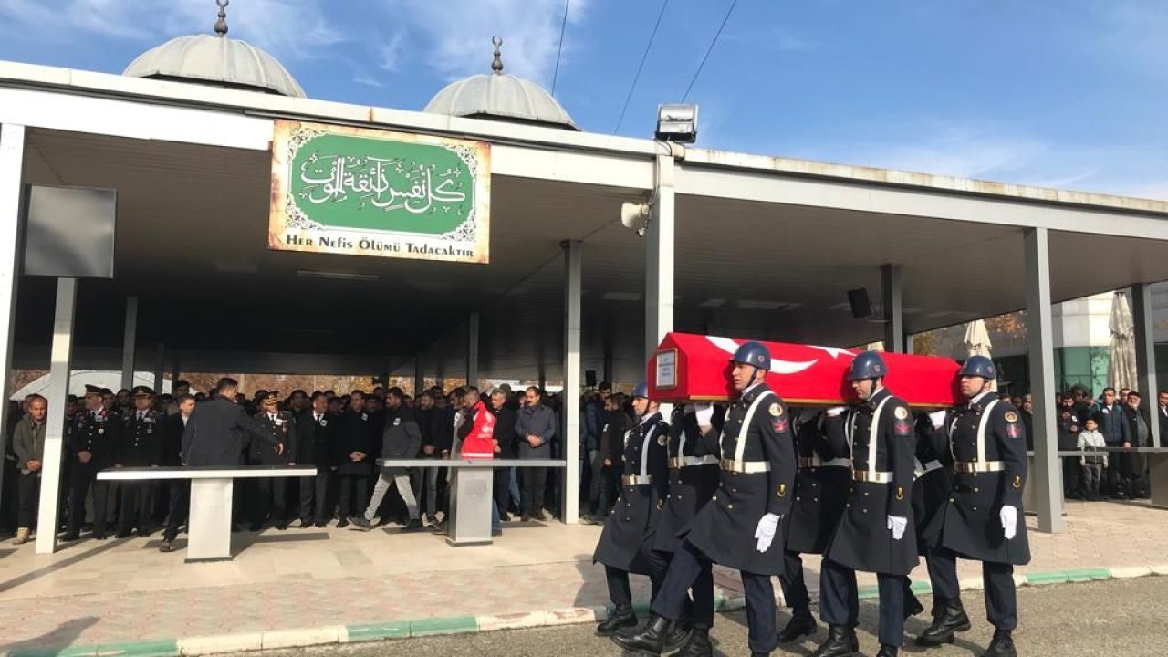 Malatya Şehidini Uğurladı