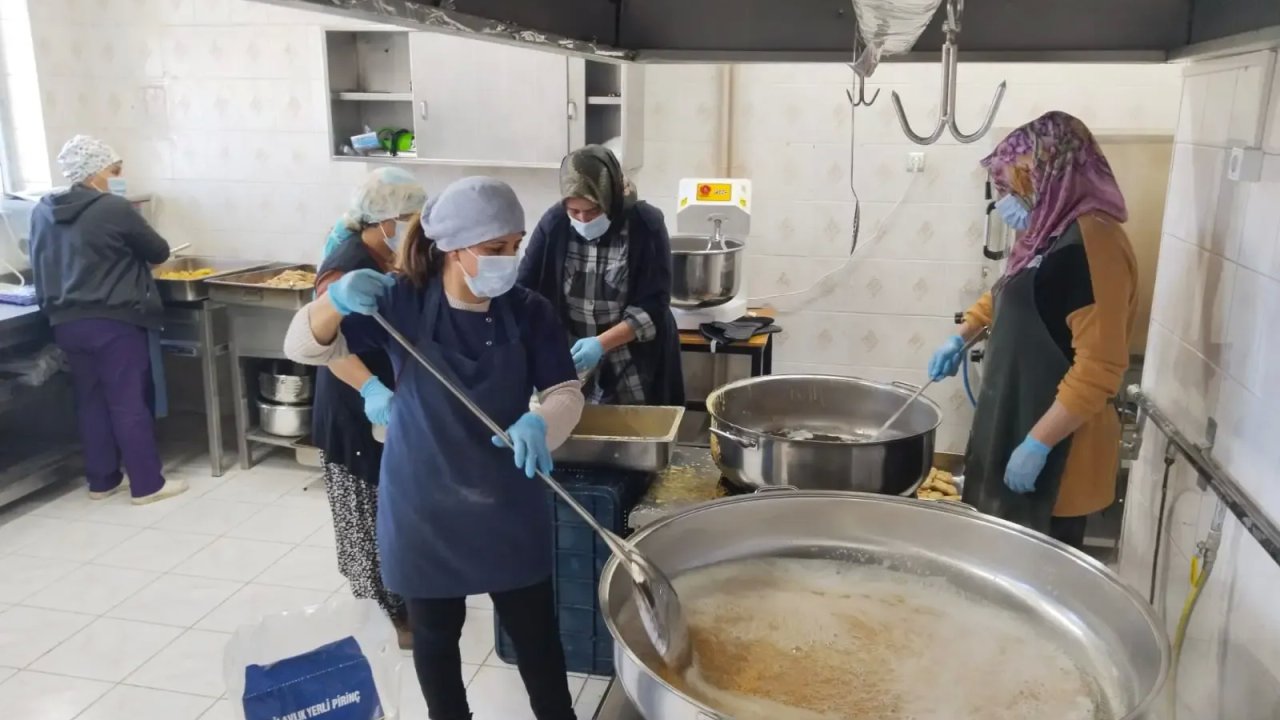 Arguvan'da Öğrenciler Sıcak Yemeğe Kavuşuyor