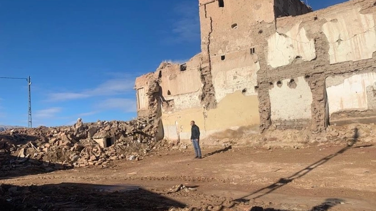 Malatya’da Kerpiç Evler Yağıştan Yıkıldı