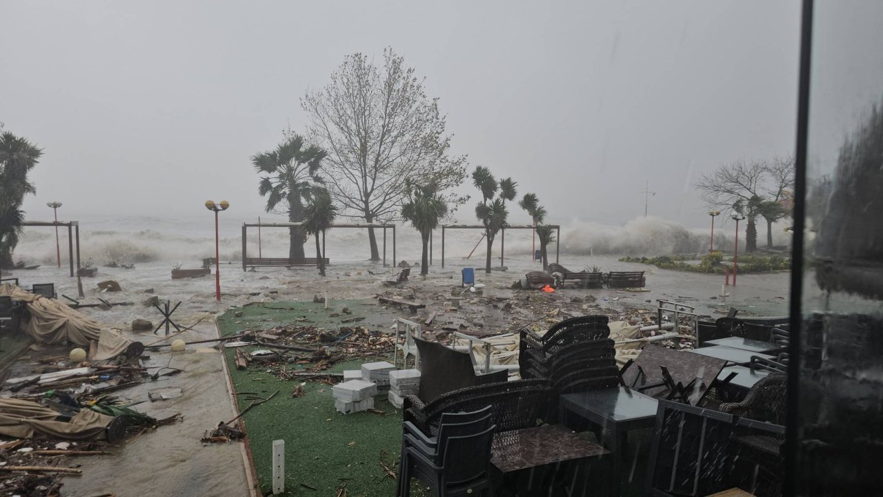 Meteoroloji Kuvvetli Yağış ve Fırtınaya Karşı Uyardı