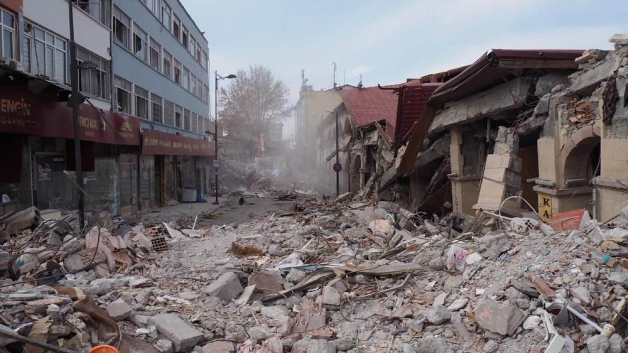 Malatya'nın Yeniden Doğuşu İçin İmzalar Atıldı