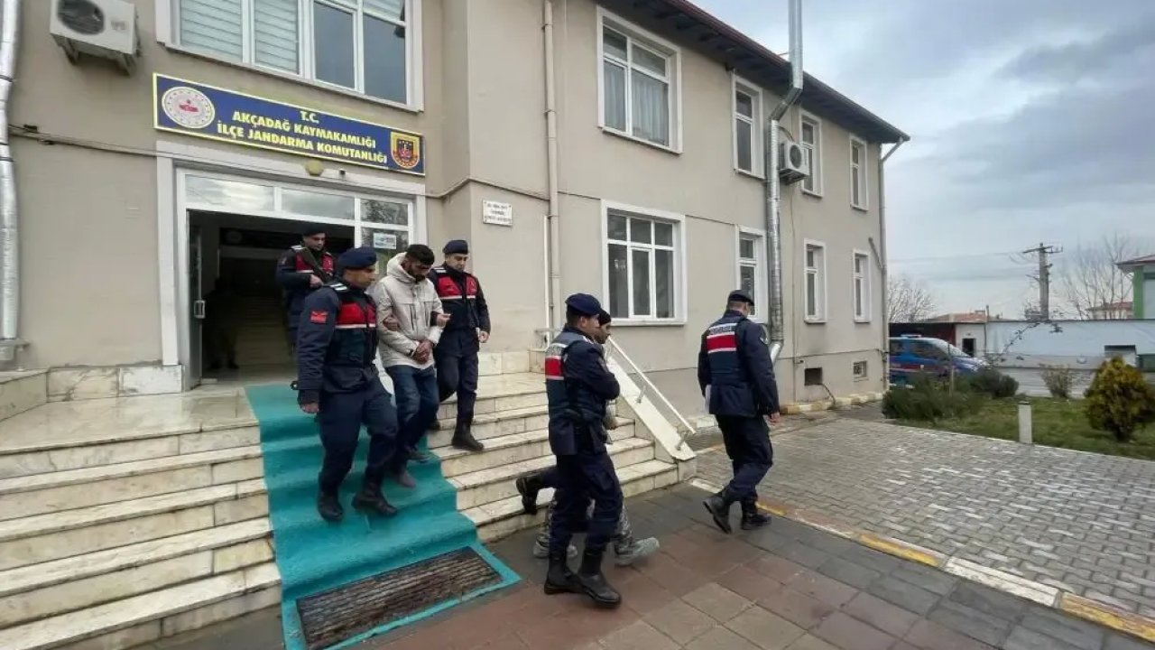 Malatya'da Kablo Hırsızları Jandarma Tarafından Suçüstü Yakalandı!