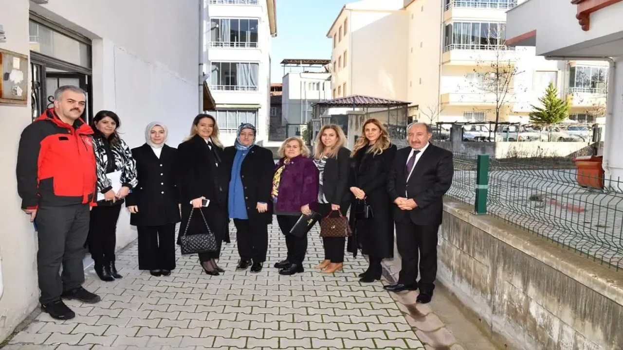 Hanife Yazıcı, Aile Ziyaretlerine Devam Ediyor