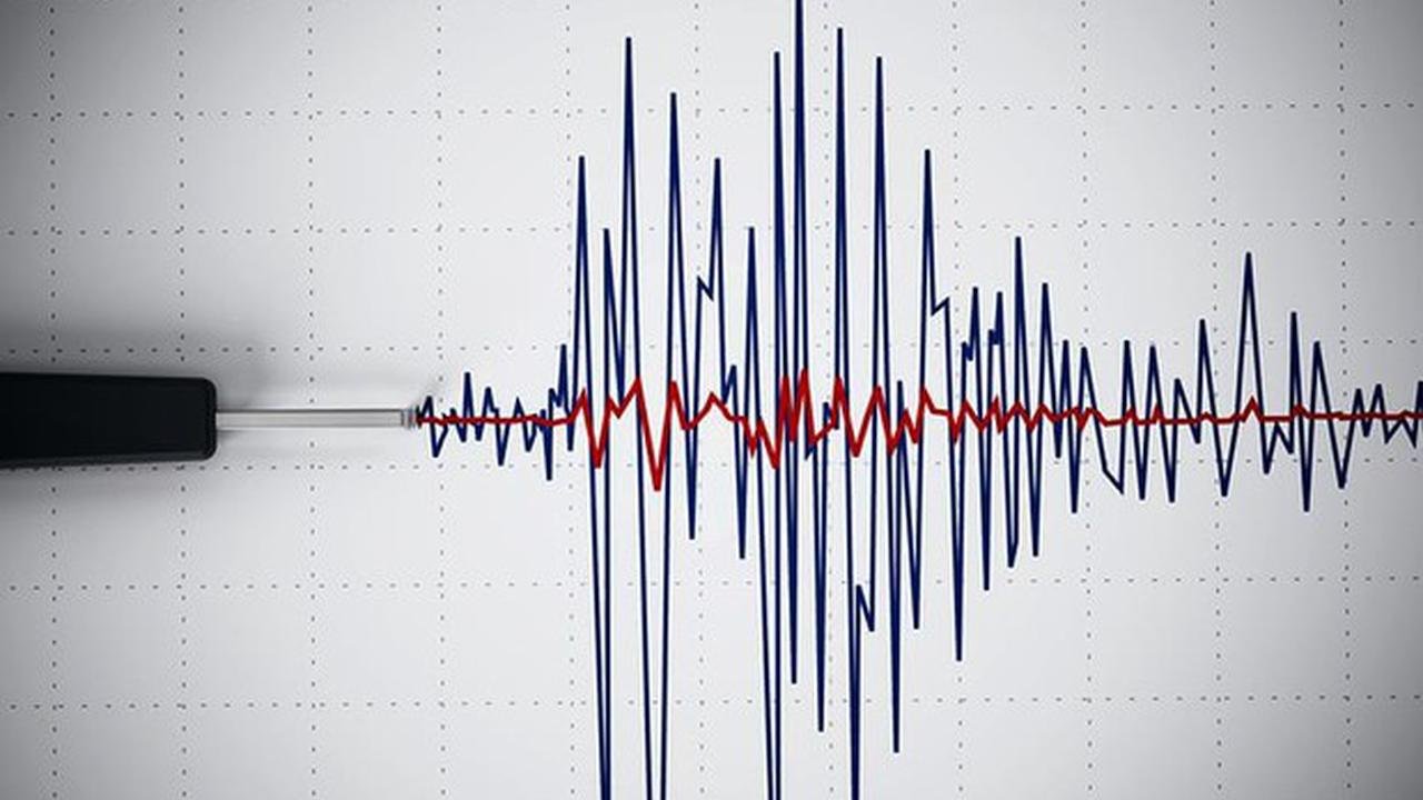 Doğanşehir'de Deprem! Çevre İllerden Hissedildi