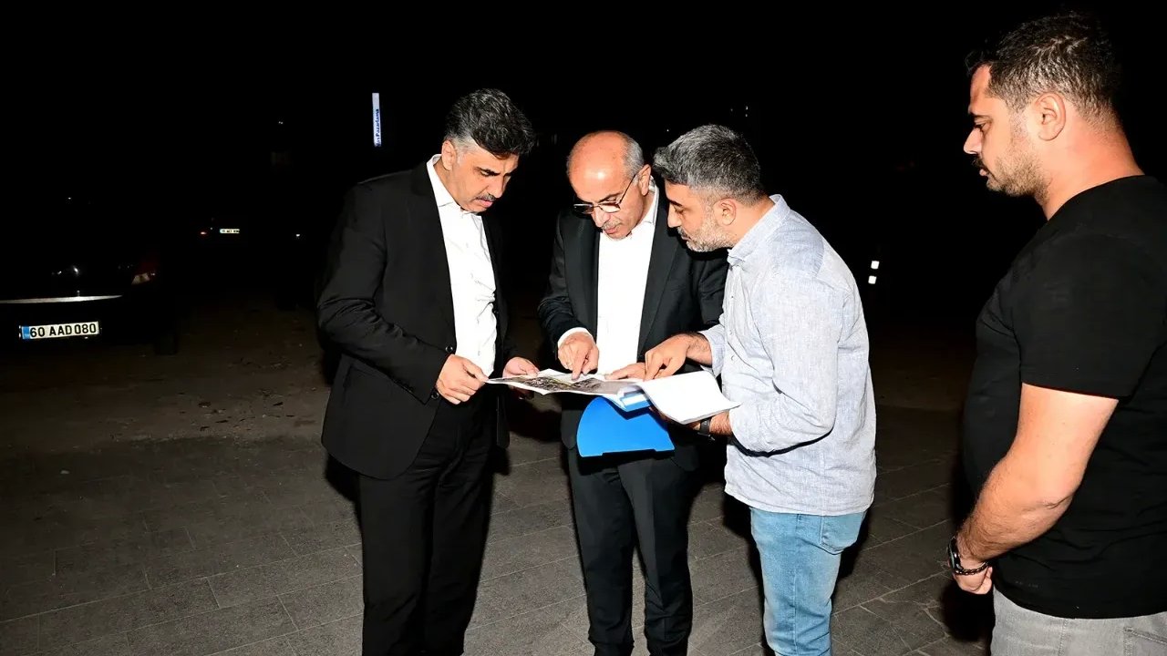 Başkan Sami Er, İnönü Caddesi'nde Gerçekleştirilen Araç Parkı Düzenlemeleri