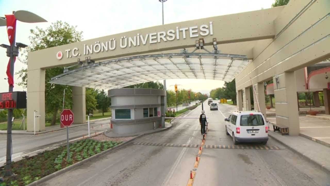 Türk Üniversiteleri QS Sıralamasında Geriledi: 2025'te 25 Üniversite Listede!