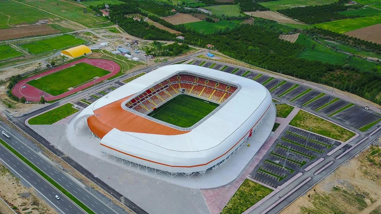 Yeni Malatya Stadyumu'nda Çalışmalar Hızlanıyor: Bakım ve Onarım İhalesi Tamamlandı