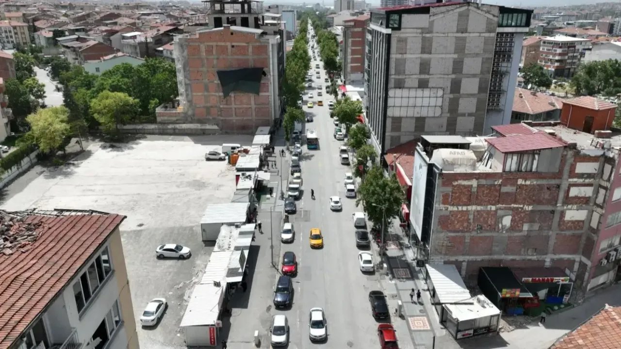 Malatya'da Araç Parkı İçin Uyarı: Lütfen Belirtilen Bölgelere Park Etmeyin!