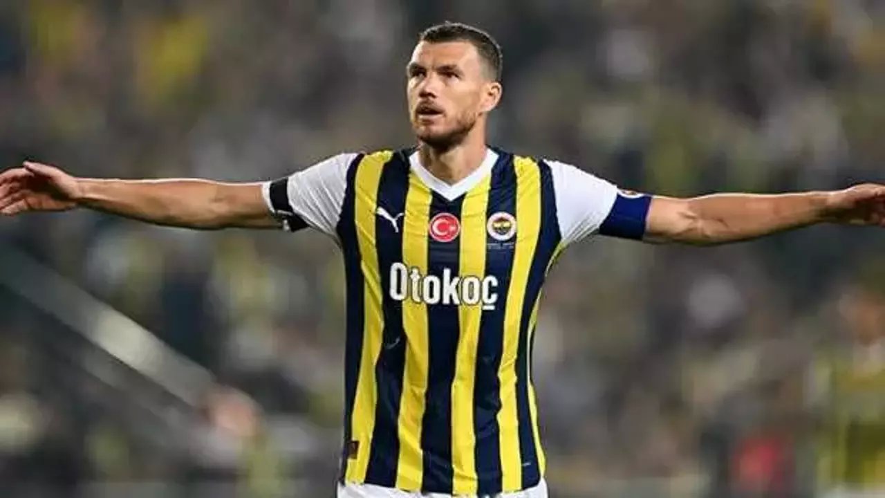 Fenerbahçe'ye Dzeko Transferi: Hajduk Split'in Talip Olduğu İddia Ediliyor