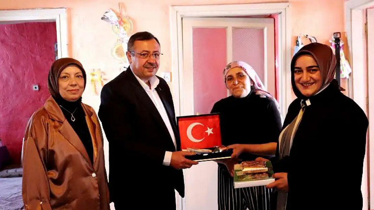 AK Parti Malatya Teşkilatından Bayramda Gönül Ziyaretleri