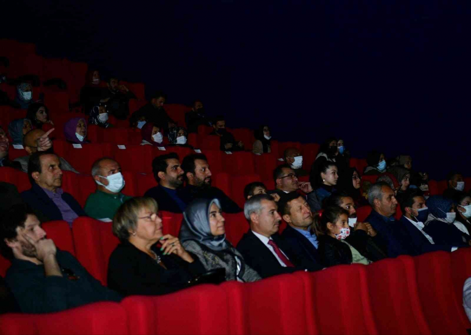 Aşk yolunda sinema filminin Malatya galası yapıldı