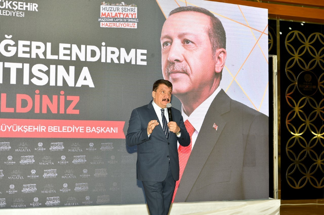Gürkan, AK Parti ana kademesine sunum yaptı