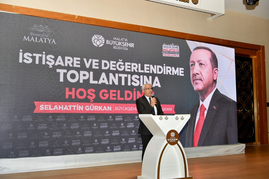 Gürkan, AK Parti ana kademesine sunum yaptı