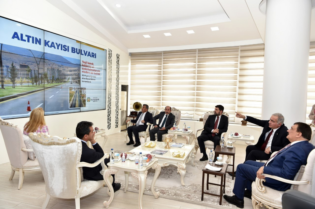 Bakan Yardımcısı Ergüneş’ten Başkan Gürkan’a ziyaret