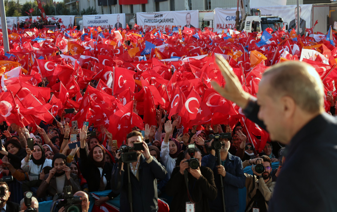 Başkan Erdoğan'dan başörtüsü için referandum çağrısı: Sıkıyorsa gel